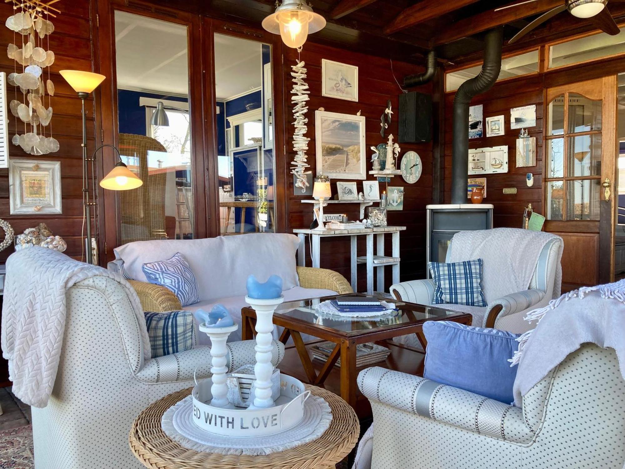 House Marijke With Winter Garden And Direct Access To The Lauwersmeer Anjum 외부 사진