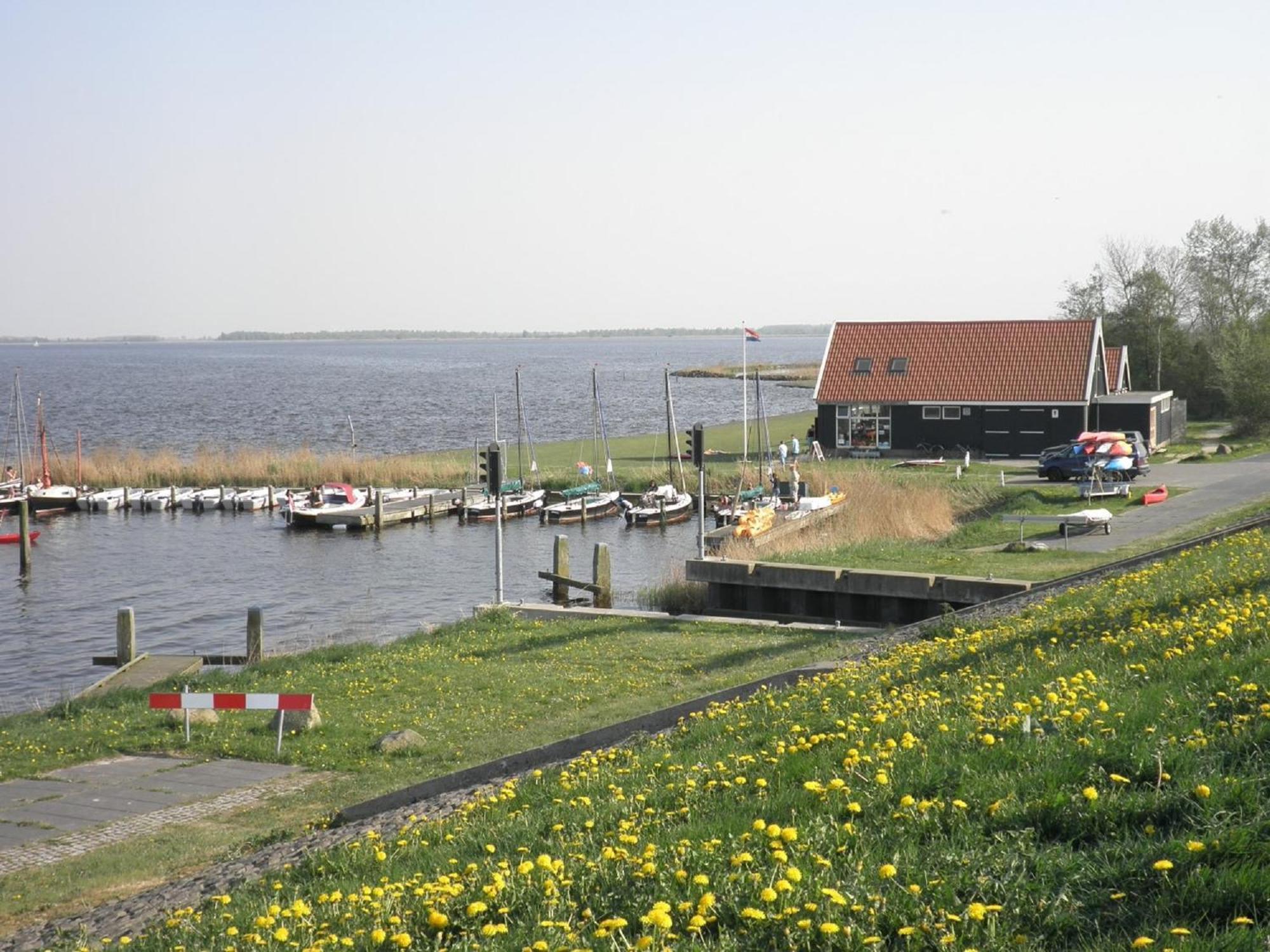 House Marijke With Winter Garden And Direct Access To The Lauwersmeer Anjum 외부 사진