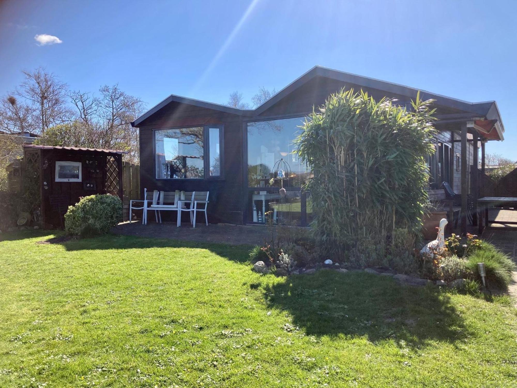 House Marijke With Winter Garden And Direct Access To The Lauwersmeer Anjum 외부 사진